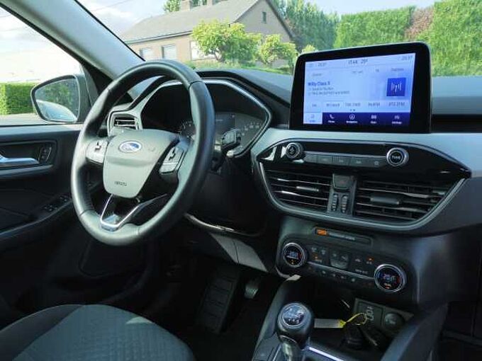 Ford Kuga 1.5 i benzine 120pk Business Luxe Camera Trekhaak  '22 (87504)