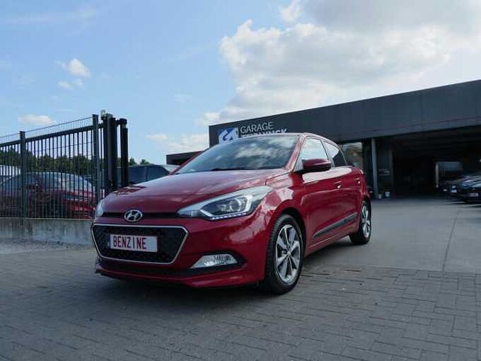 Hyundai i20 1.4 i benzine 98pk Business Luxe '15 (43969)