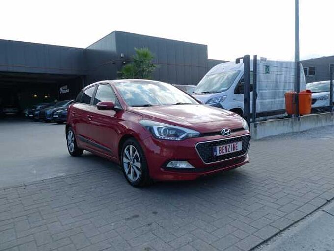Hyundai i20 1.4 i benzine 98pk Business Luxe '15 (43969)