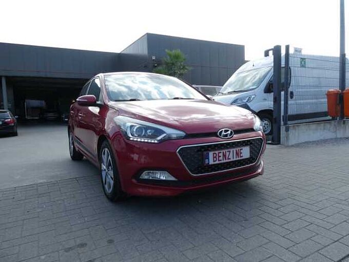 Hyundai i20 1.4 i benzine 98pk Business Luxe '15 (43969)