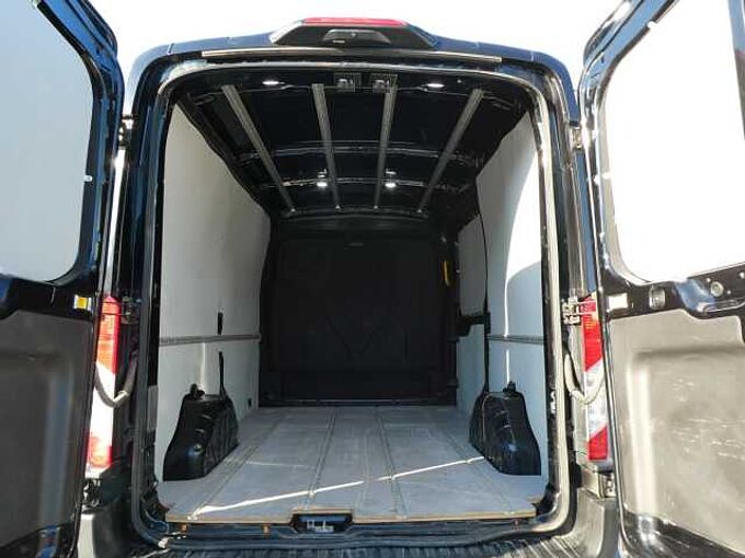 Ford Transit 2T 2T L2- H2 2.0 TDCi 136pk Automaat 3pl Trend Luxe Trekhaak Camera (44764)