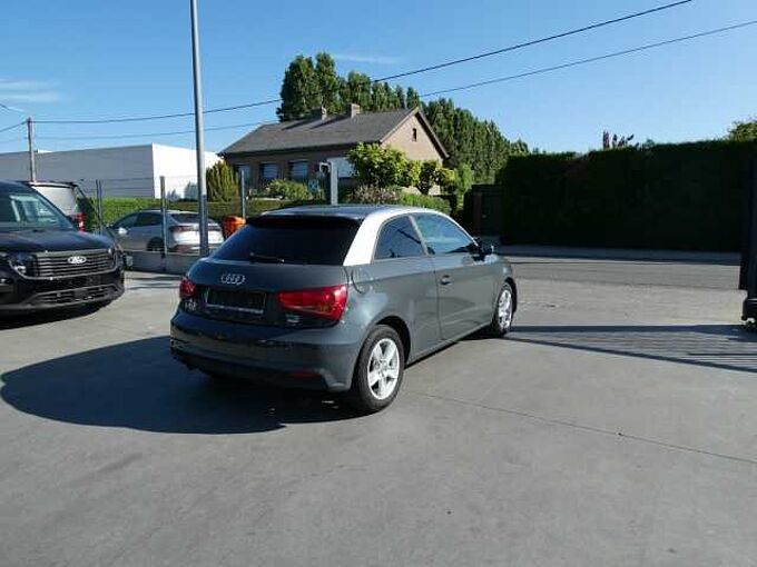 Audi A1 3d 1.0 i benzine 95pk Business Sport Luxe (15429)