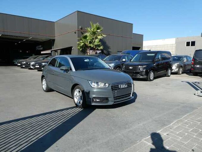 Audi A1 3d 1.0 i benzine 95pk Business Sport Luxe (15429)