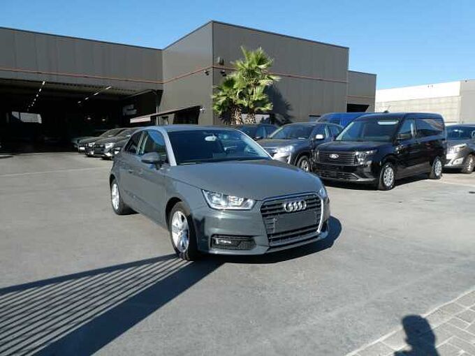 Audi A1 3d 1.0 i benzine 95pk Business Sport Luxe (15429)