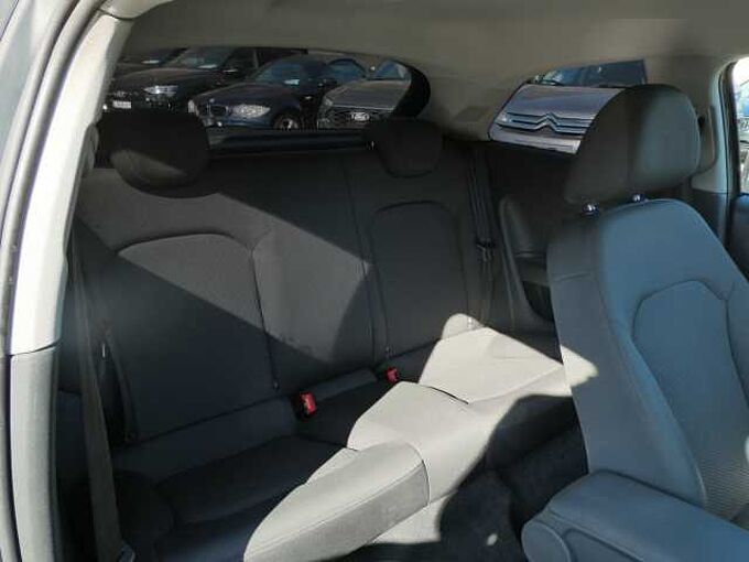 Audi A1 3d 1.0 i benzine 95pk Business Sport Luxe (15429)