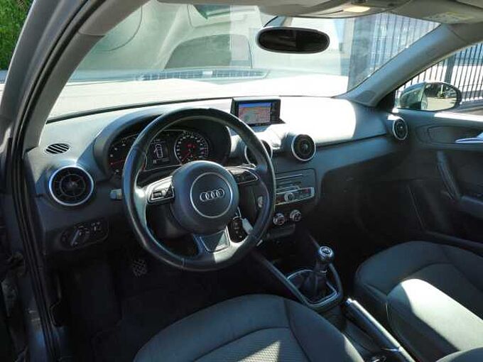 Audi A1 3d 1.0 i benzine 95pk Business Sport Luxe (15429)