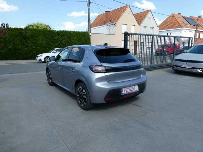Peugeot 208 1.2 i benzine 100pk Allure Luxe '25 16000km (83695)