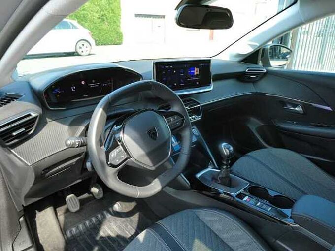 Peugeot 208 1.2 i benzine 100pk Allure Luxe '25 16000km (83695)