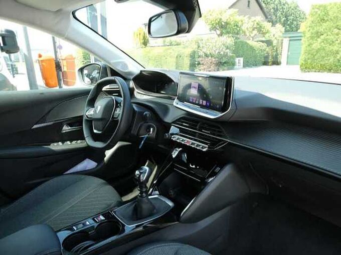Peugeot 208 1.2 i benzine 100pk Allure Luxe '25 15000km (83709)