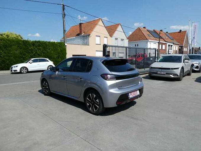 Peugeot 208 1.2 i benzine 100pk Allure Luxe '25 11000km (83694)