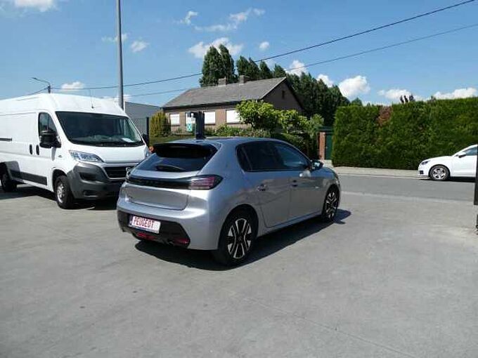Peugeot 208 1.2 i benzine 100pk Allure Luxe '25 11000km (83694)