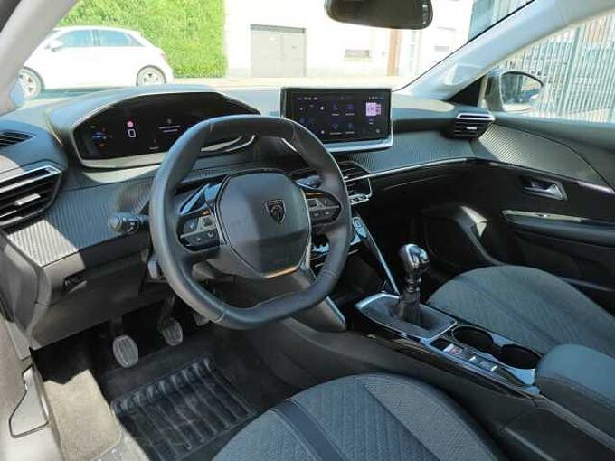 Peugeot 208 1.2 i benzine 100pk Allure Luxe '25 11000km (83694)