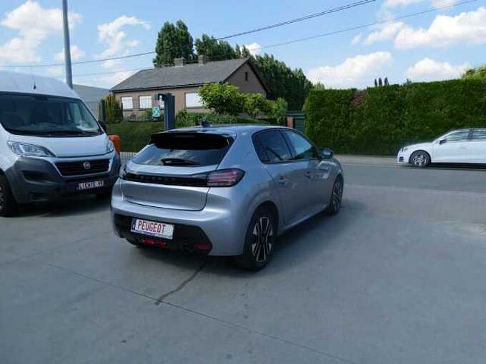 Peugeot 208 1.2 i benzine 100pk Allure Luxe '25 11000km (83694)