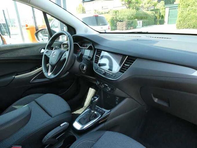 Opel Crossland 1.2 i benzine 130pk automaat Business Camera '24 18000km (73882)