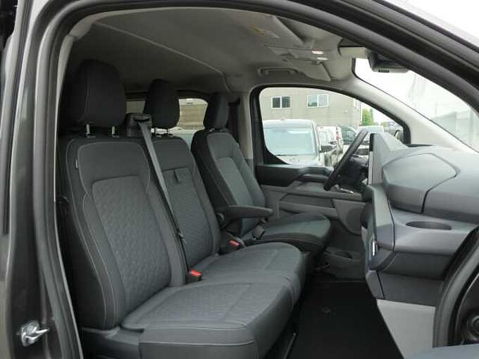Ford Transit Custom L2 Multi-Use 6pl 2.0 TDCi 170pk Automaat Limited Luxe STOCK '26 (74329)