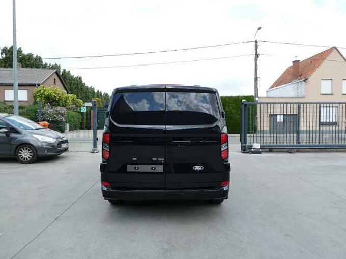 Ford Transit Custom L2 Multi-Use 6pl 2.0 TDCi 170pk Automaat Limited Luxe STOCK '26 (74312)