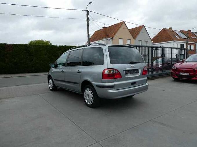 Ford Galaxy 2.0 i 115pk Business 7 plaatsen '05 187000km garantie (08640)