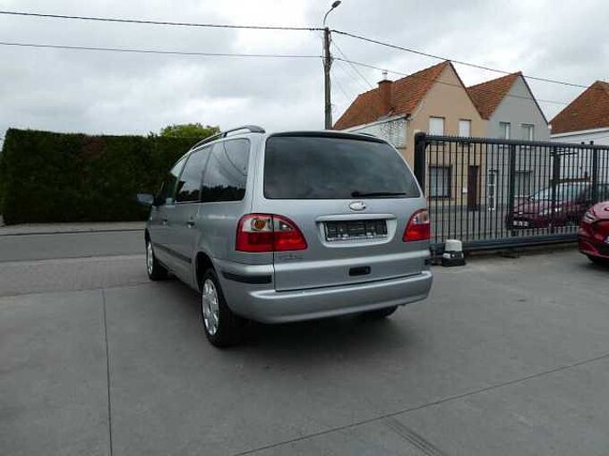 Ford Galaxy 2.0 i 115pk Business 7 plaatsen '05 187000km garantie (08640)