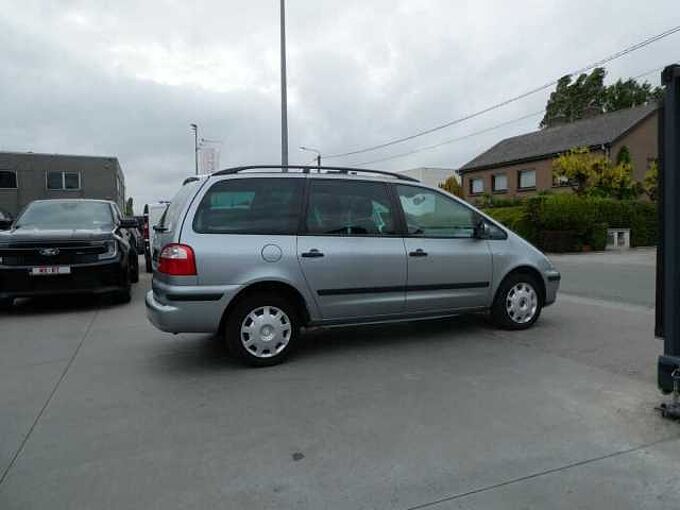 Ford Galaxy 2.0 i 115pk Business 7 plaatsen '05 187000km garantie (08640)