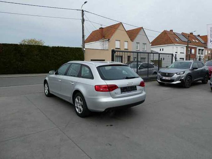 Audi A4 Avant 1.8 TFSi 120pk Business '10 191000km (12626)