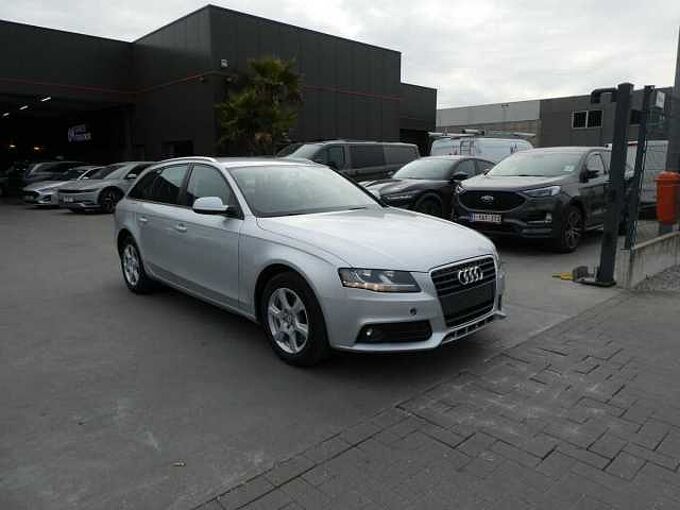 Audi A4 Avant 1.8 TFSi 120pk Business '10 191000km (12626)