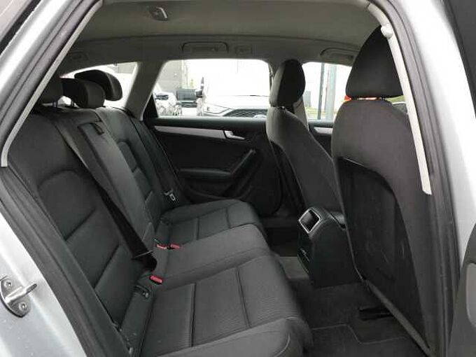 Audi A4 Avant 1.8 TFSi 120pk Business '10 191000km (12626)