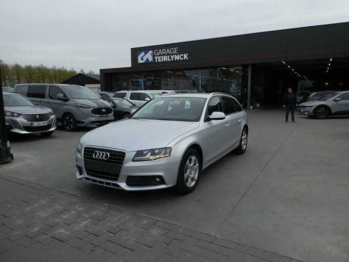 Audi A4 Avant 1.8 TFSi 120pk Business '10 191000km (12626)