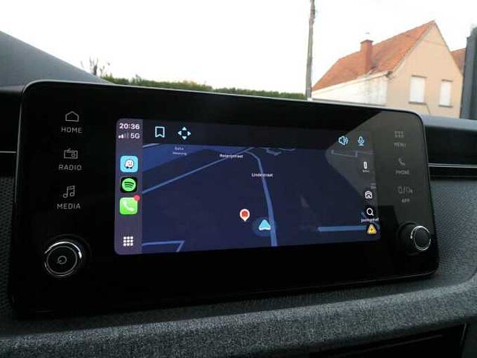 SKODA Kamiq 1.0 TSi 115pk Automaat Business Camera '26 STOCK (05925)