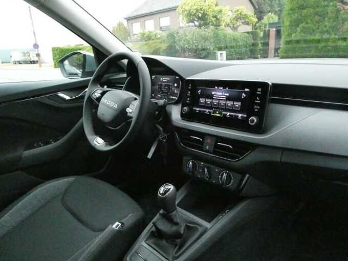 SKODA Kamiq 1.0 TSi 95pk Business Luxe '26 STOCK (98190)