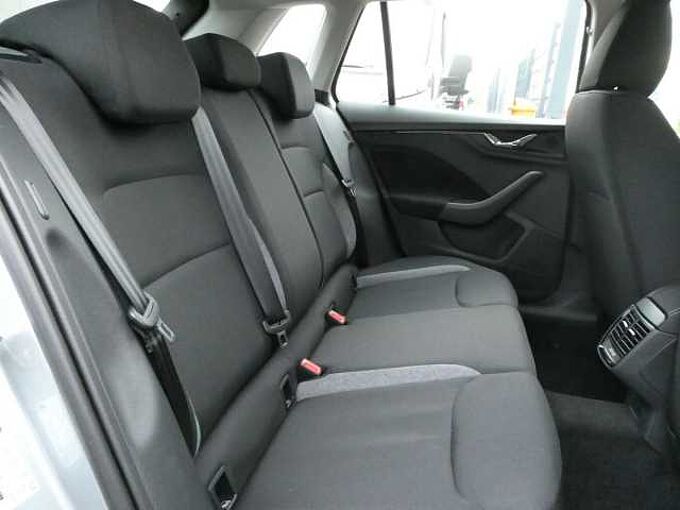 SKODA Kamiq 1.0 TSi 95pk Business Luxe '26 STOCK (98190)