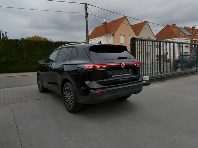Volkswagen Tiguan 1.5 eTSI MHEV 130pk Automaat Trekhaak ACC BLIS Leder 360 Cam (12051)