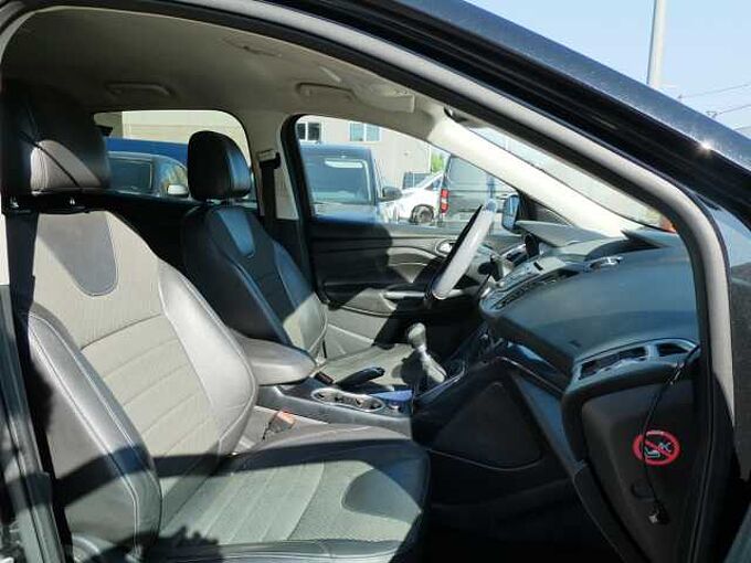Ford Kuga 1.6 i benzine 150pk Titanium Leder garantie (42496)