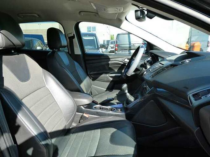 Ford Kuga 1.6 i benzine 150pk Titanium Leder garantie (42496)