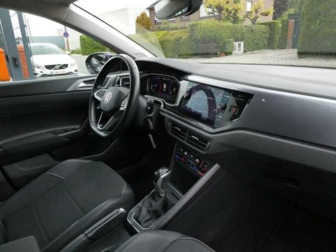 Volkswagen Taigo 1.0 TSi 110pk Automaat Business Luxe Camera '22 34000km (54003)