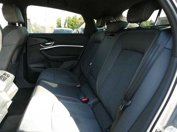 Audi E-tron Sportback 50 Quattro 313pk 2x S-Line Black Pack Trekhaak Camera Leder (19836)