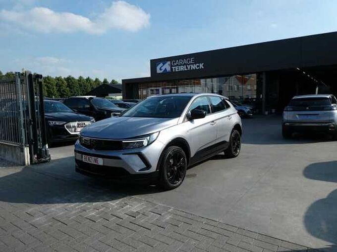 Opel Grandland 1.2 i 130pk Automaat GS Line Black Edition Camera BLIS (09174)