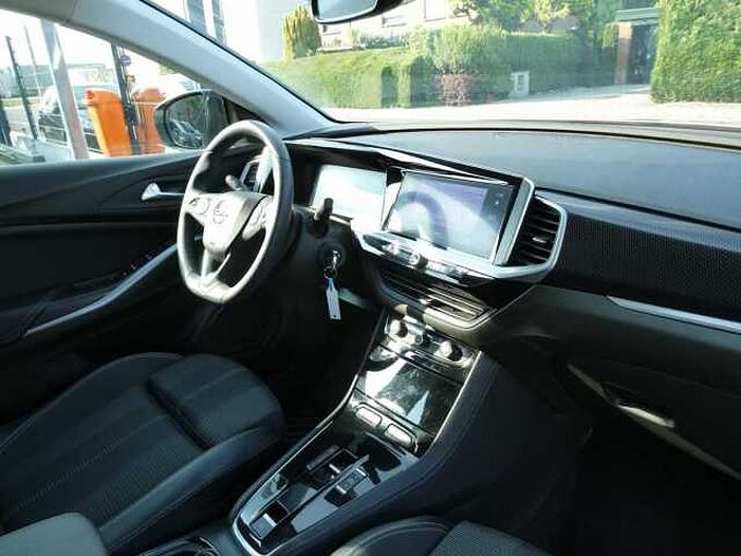 Opel Grandland 1.2 i 130pk Automaat GS Line Black Edition Camera BLIS (09174)
