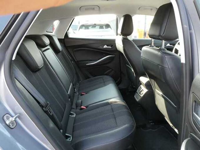 Opel Grandland 1.2 i 130pk Automaat GS Line Black Edition Camera BLIS (09174)