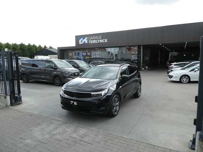 Opel Grandland 1.2 i 130pk Automaat GS Line Black Edition Camera BLIS ACC (36406)