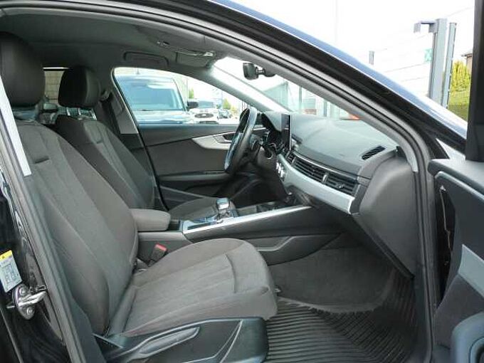 Audi A4 Avant Avant 2.0 TFSi MHEV 150pk Automaat Business Luxe '22 41000km (13274)