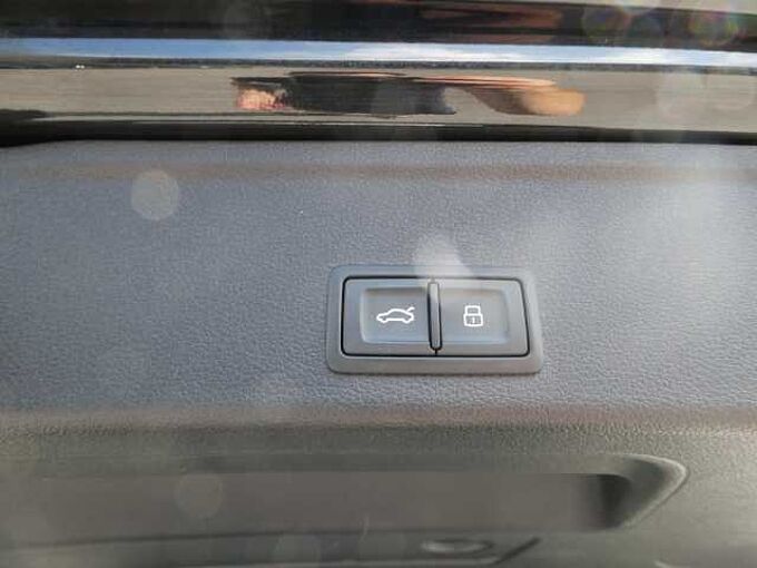 Audi A4 Avant Avant 2.0 TFSi MHEV 150pk Automaat Business Luxe '22 41000km (13274)