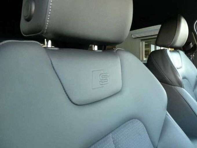 Audi E-tron 50 Quattro 313pk 2x S-Line Black Pack Trekhaak ACC BLIS (31004)