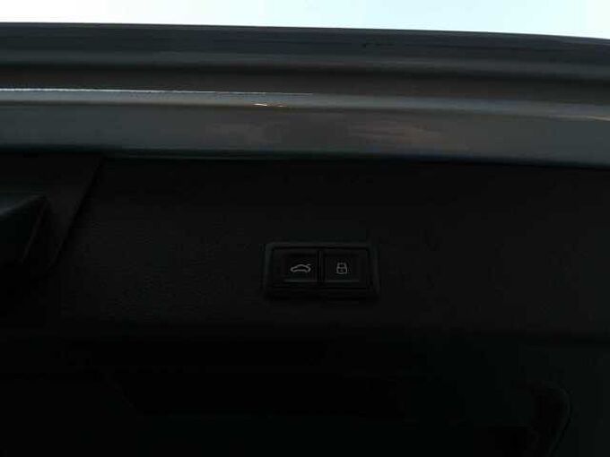Audi E-tron 50 Quattro 313pk 2x S-Line Black Pack Trekhaak ACC BLIS (31004)