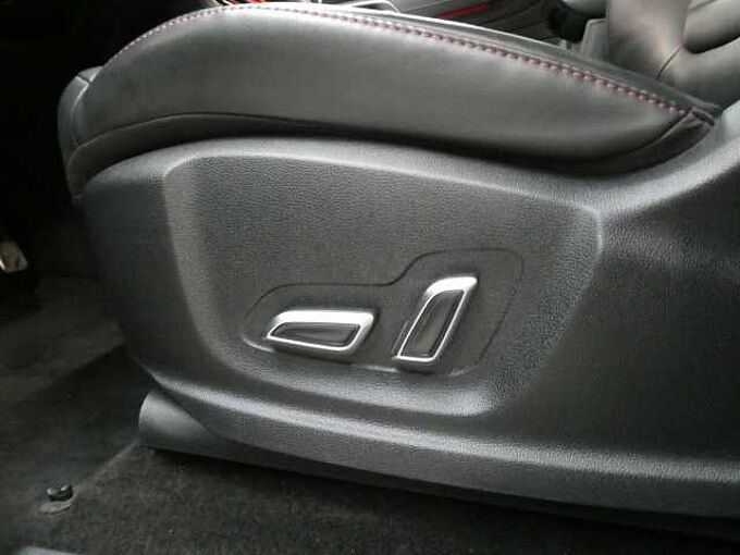 MG EHS 1.5 i PHEV 258pk Automaat Luxury Pano ACC BLIS Leder 360 Cam (33643)