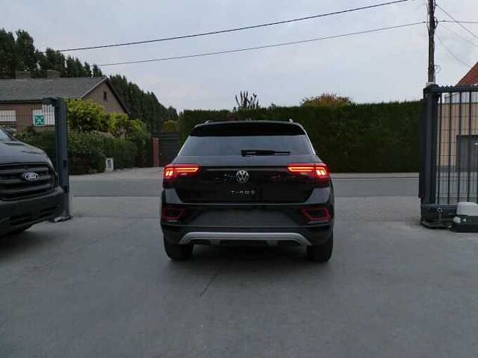 Volkswagen T-roc 1.0 TSi 115pk Business Luxe ACC BLIS CAM Leder '25 21000km (20998)