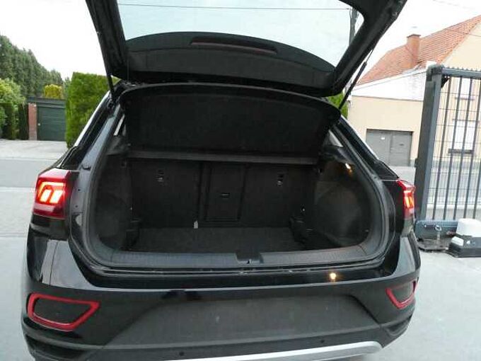 Volkswagen T-roc 1.0 TSi 115pk Business Luxe ACC BLIS CAM Leder '25 21000km (20998)