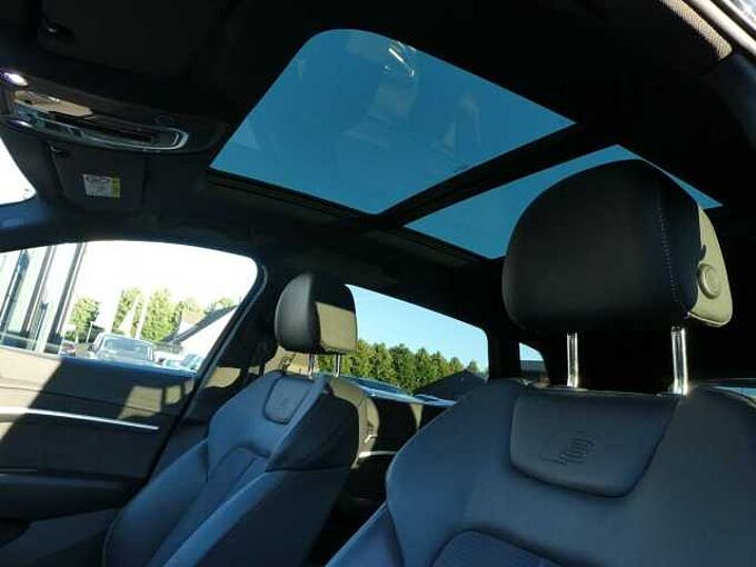 Audi E-tron 55 Quattro 408pk 2x S line Black Pano B&O Cam (11515)