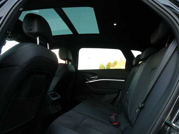 Audi E-tron 55 Quattro 408pk 2x S line Black Pano B&O Cam (11515)