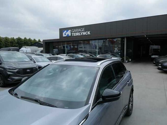Peugeot 3008 1.6 i PHEV automaat 180pk Allure Pano Camera '24 10000km (15113)