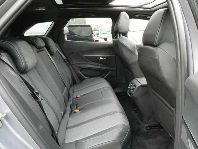 Peugeot 3008 1.6 i PHEV automaat 180pk Allure Pano Camera '24 10000km (15113)